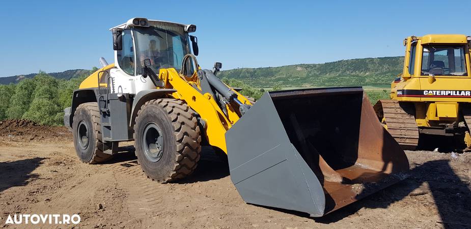 Liebherr L 556  Încărcător frontal - 11