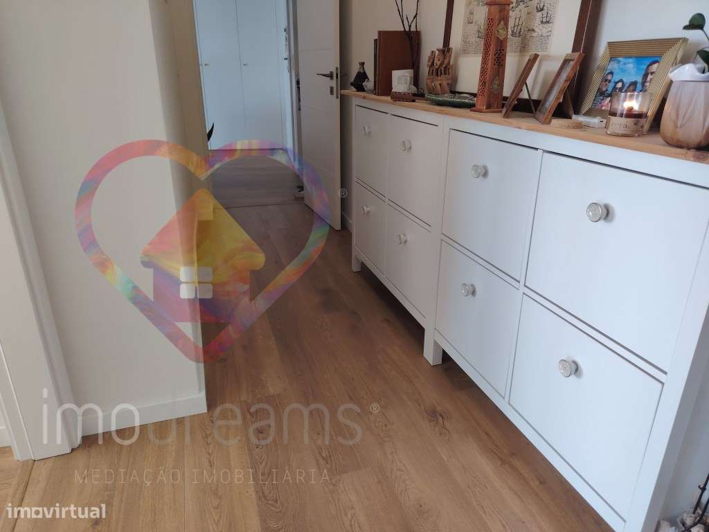 Apartamento T2 , Ultimo Piso, com vista Rio Tejo em Vialonga - Lisboa-23
