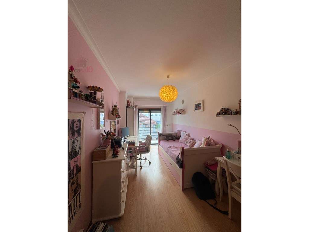 Excelente apartamento T2 para venda em Mem Martins-16