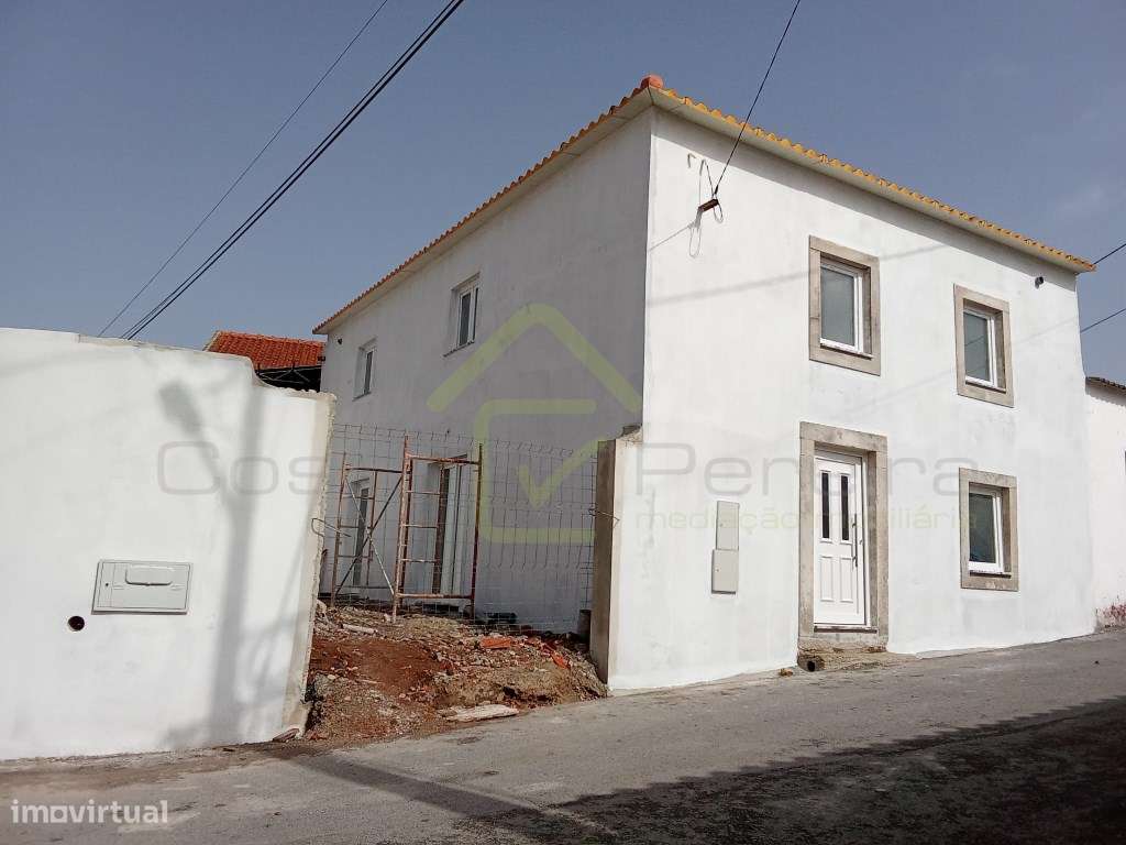 Moradia T3 com espaço exterior-15