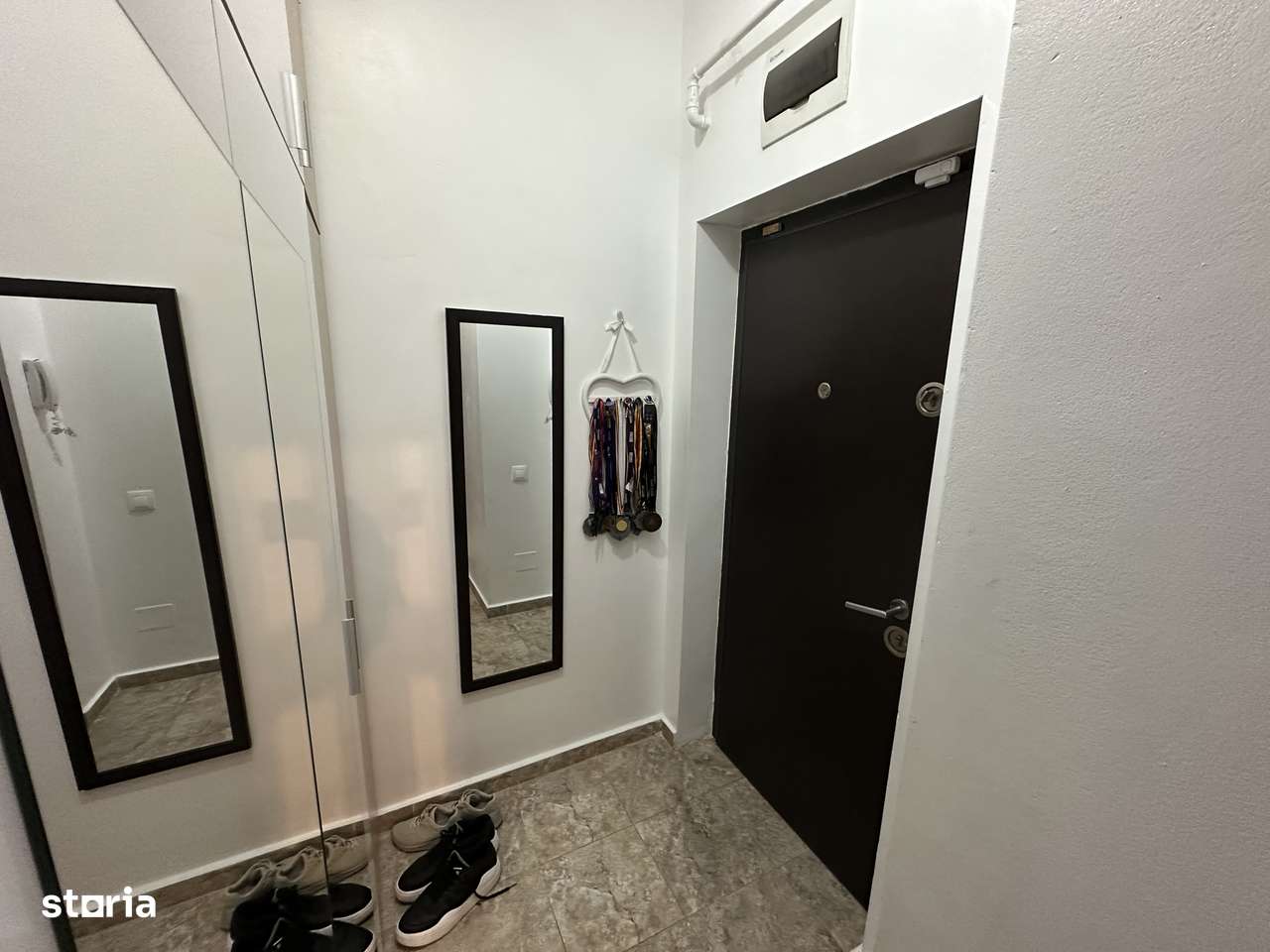 Apartament 2 camere / decomandat/ str Amurgului / Popesti Leordeni-4