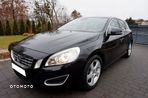 Volvo V60 D3 Geartronic Kinetic - 3