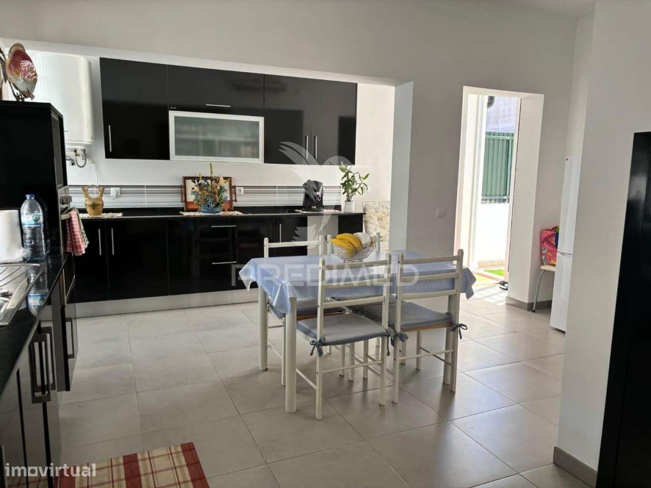 Moradia - Grande imagem: 2/22