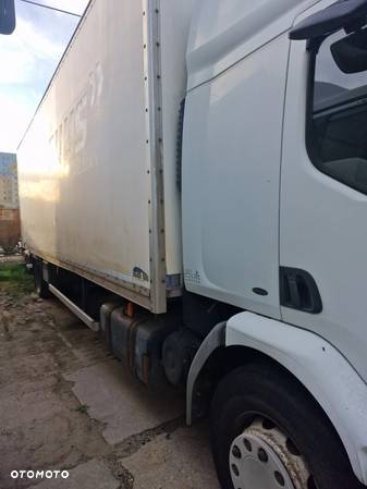 Renault Premium 320 dCI - 3