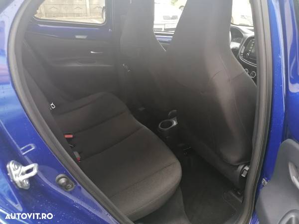 Toyota Aygo X 1.0l MT Dynamic - 8