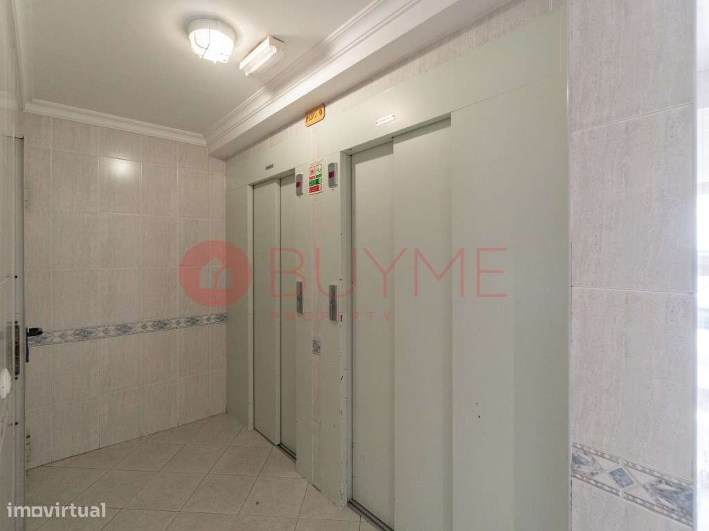Apartamento T2 em Quarteira com Vista Mar a Poucos Passos da Praia-23