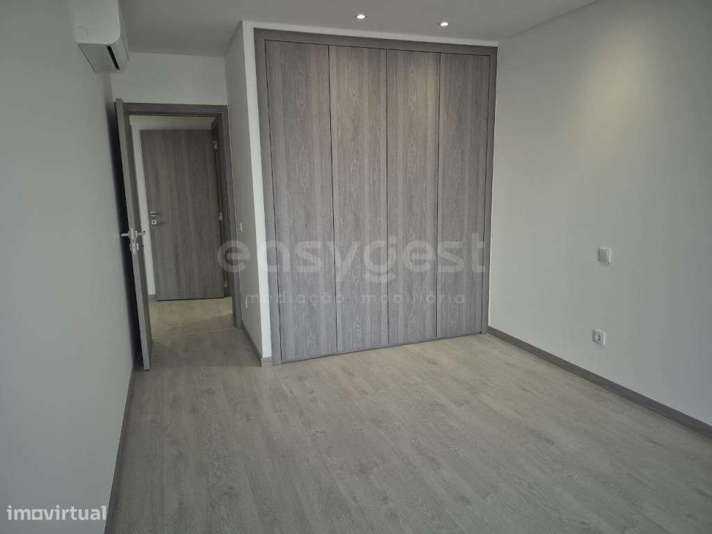 Moradia T3 Unifamiliar em Caxieira - Conforto e Tranquilidade em Le... - Grande imagem: 3/21