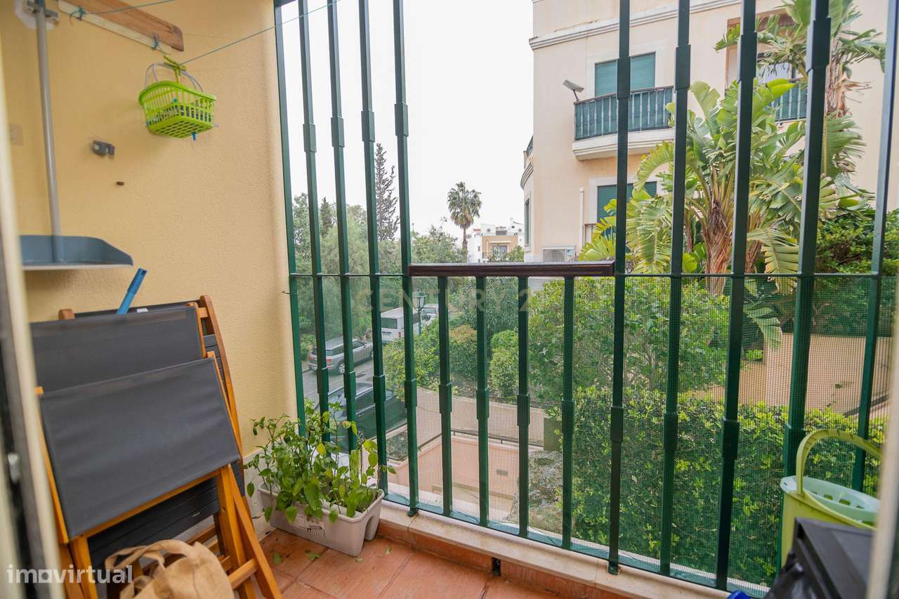 FABULOSO APARTAMENTO DE LUXO T2 DE GRANDES DIMENSÕES COM 2 LUGARES DE-28