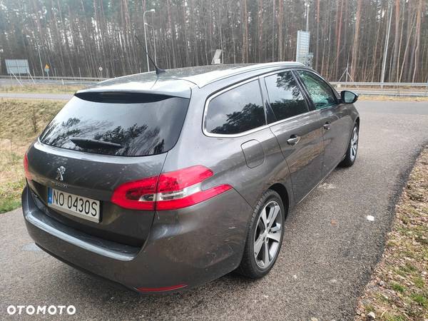 Peugeot 308 SW 1.2 PureTech GPF Allure S&S - 7