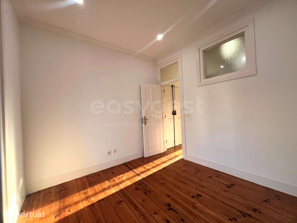 T1+1 em Campo de Ourique, remodelado, com exposição solar nascente ... - Grande imagem: 3/22