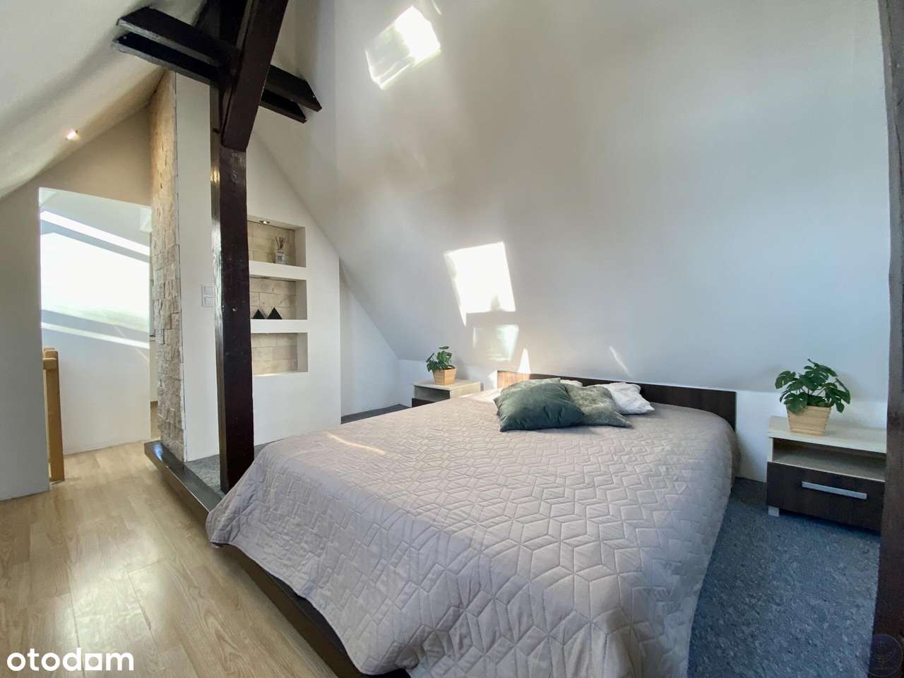 Pracze_Odrzańskie! Dom_wolnostojący_z_pięknym_ogrodem_we_Wrocławiu!-9