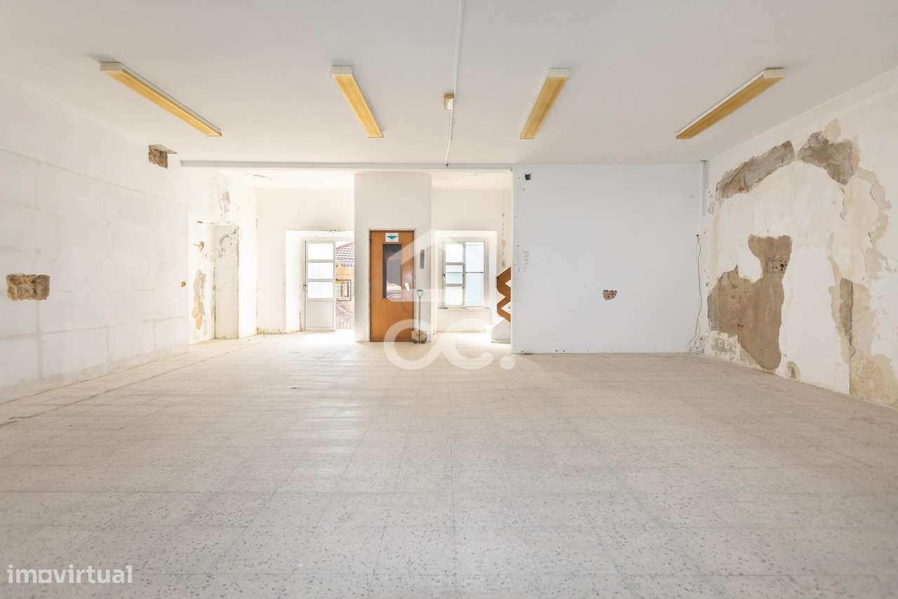 Prédio em Centro Histórico para investimento-16