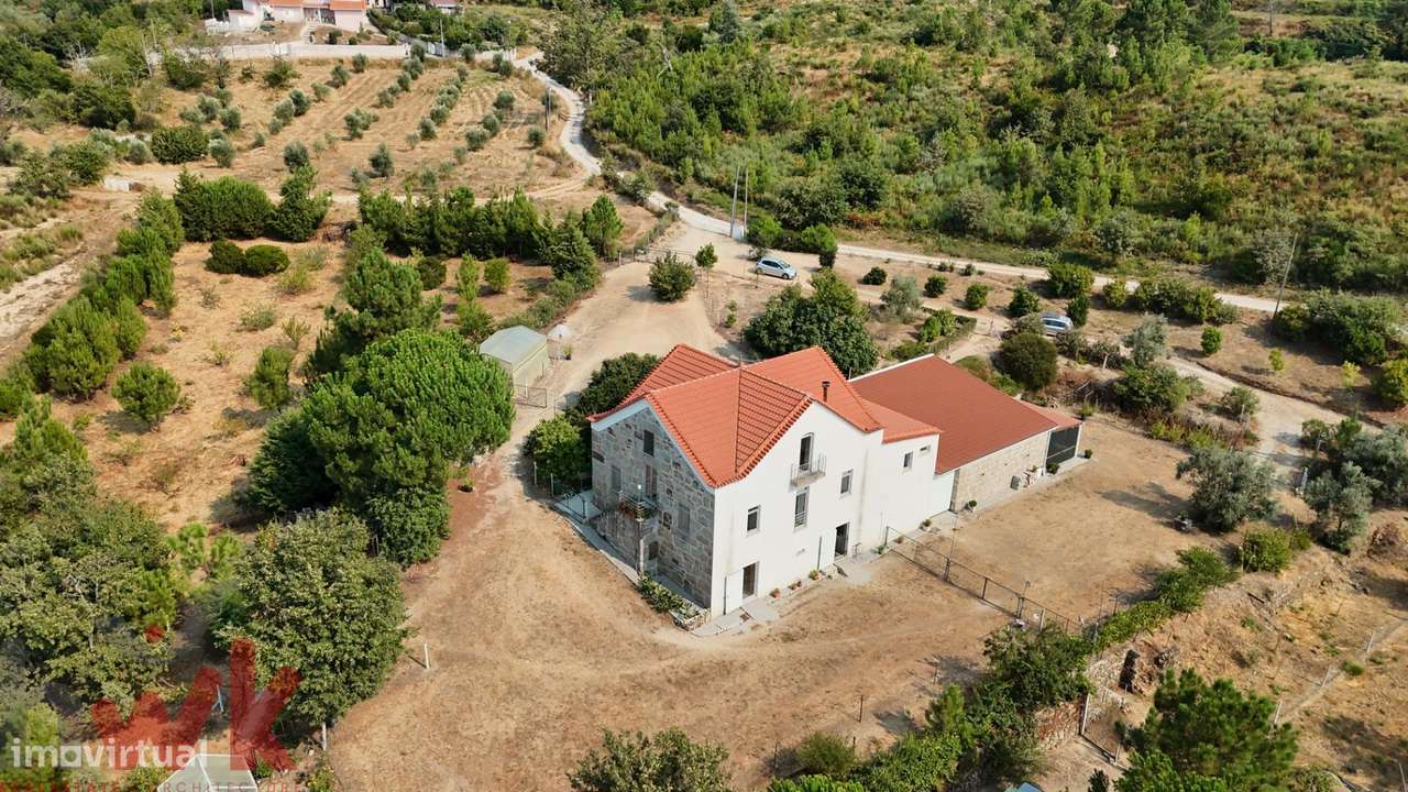 Quinta em Pedra Renovada com 3 Hectares e Vista Privilegiada - Grande imagem: 3/60