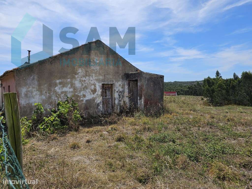 Moradia T2 , localizada em Ameal - Grande imagem: 4/37