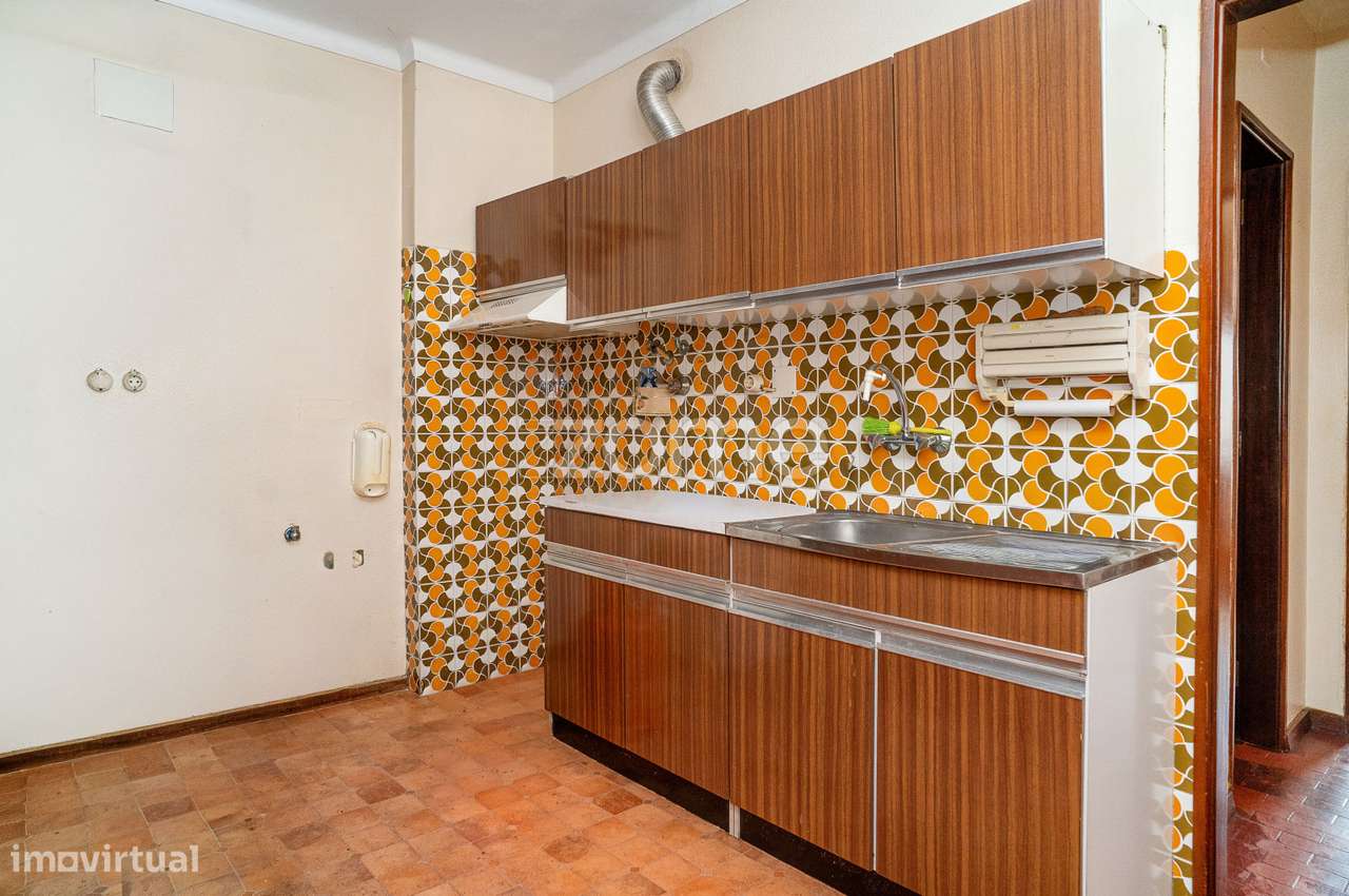 Apartamento T1 na Vila de Sesimbra-5