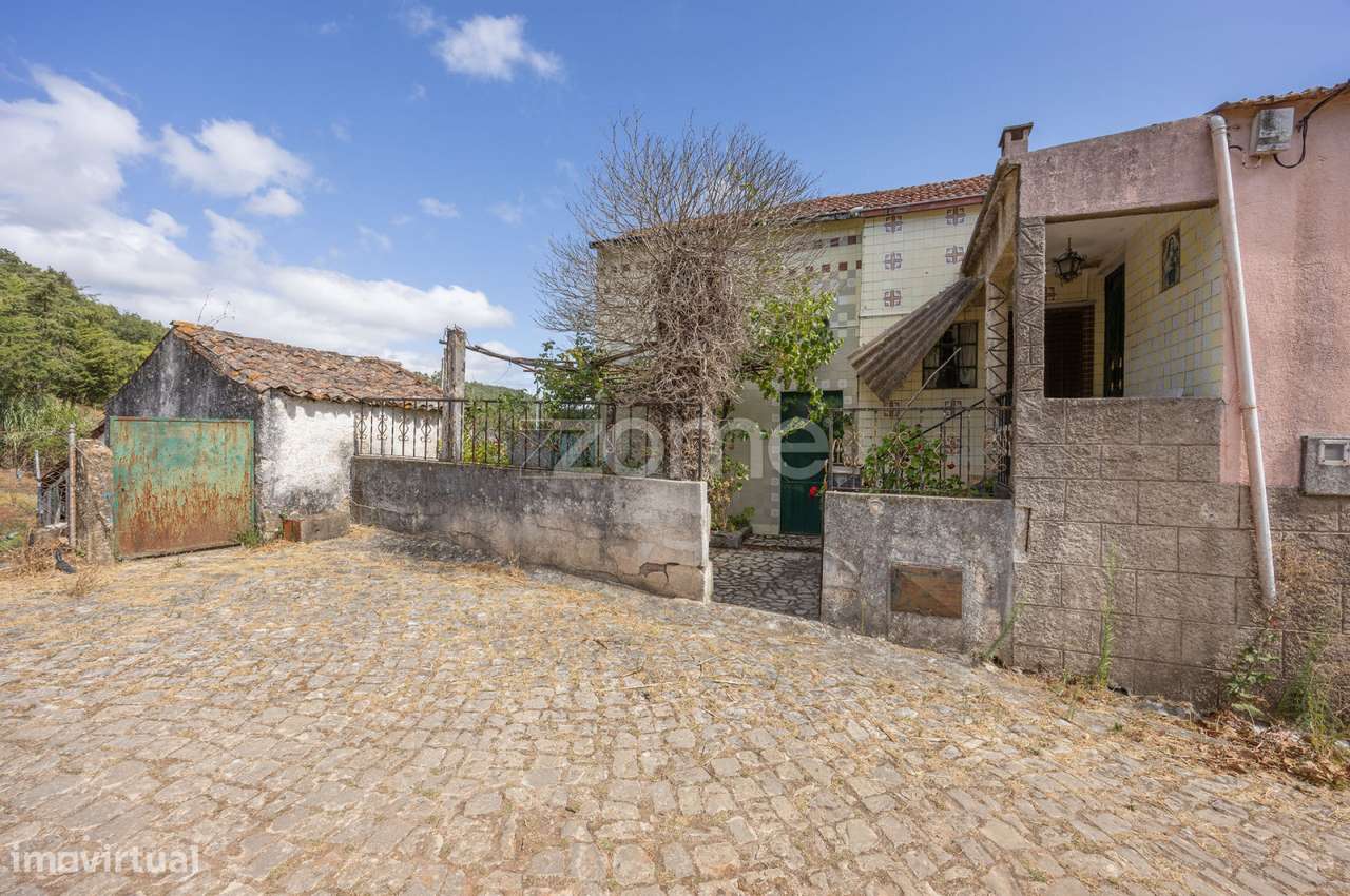 Moradia T2+2 | Garagem | Alvaiázere | Ao abrigo do Simplex-21