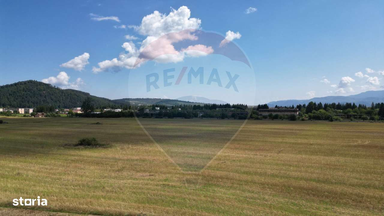 Teren intravilan de vânzare 1180 mp – Zărnești-11