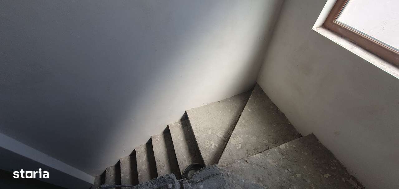 Vila P+ E+M palilula- bucovat 10 km de craiova - Imagine principală: 4/13