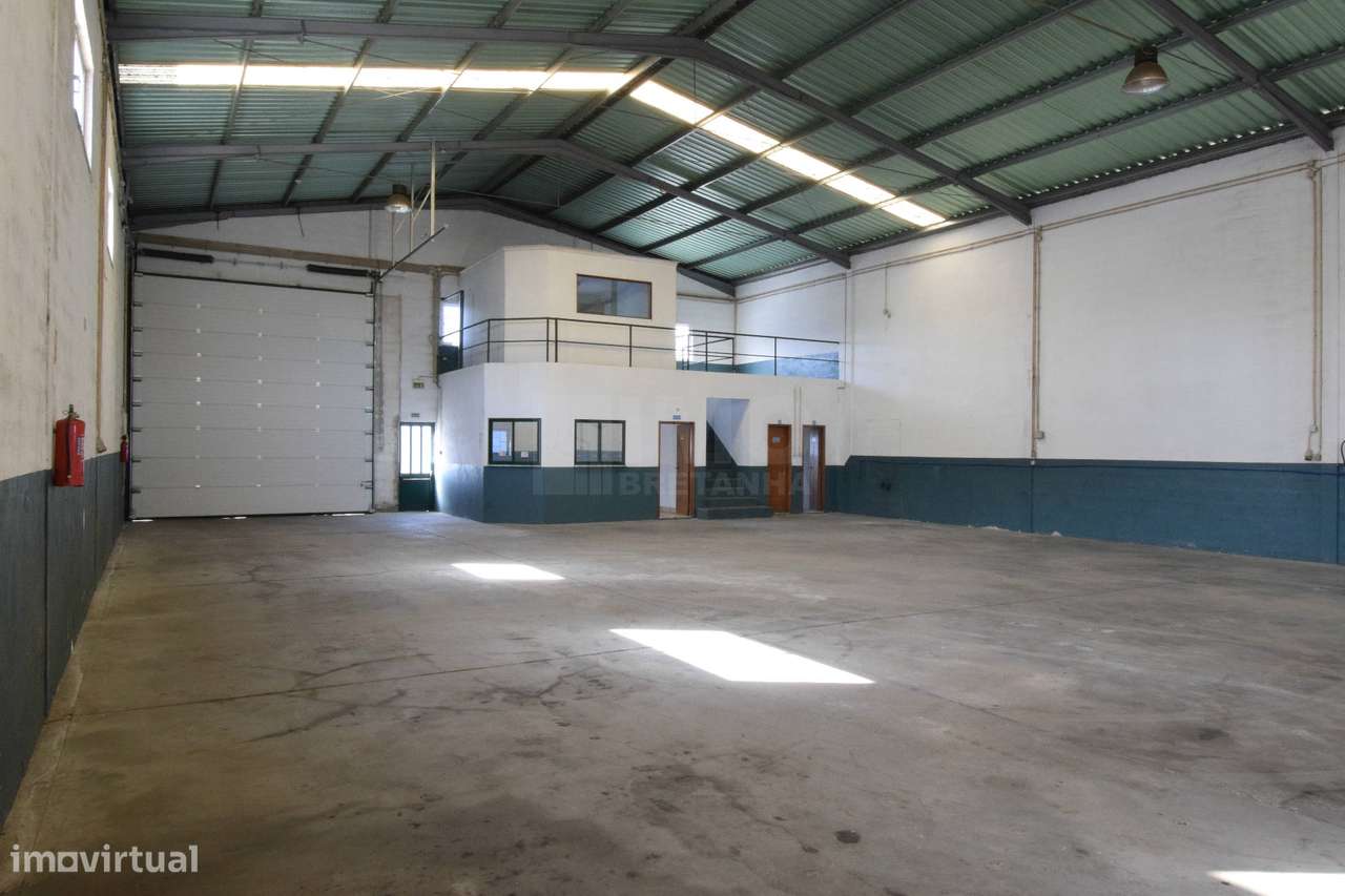 Armazém - Zona Industrial do Fundão - Grande imagem: 3/19