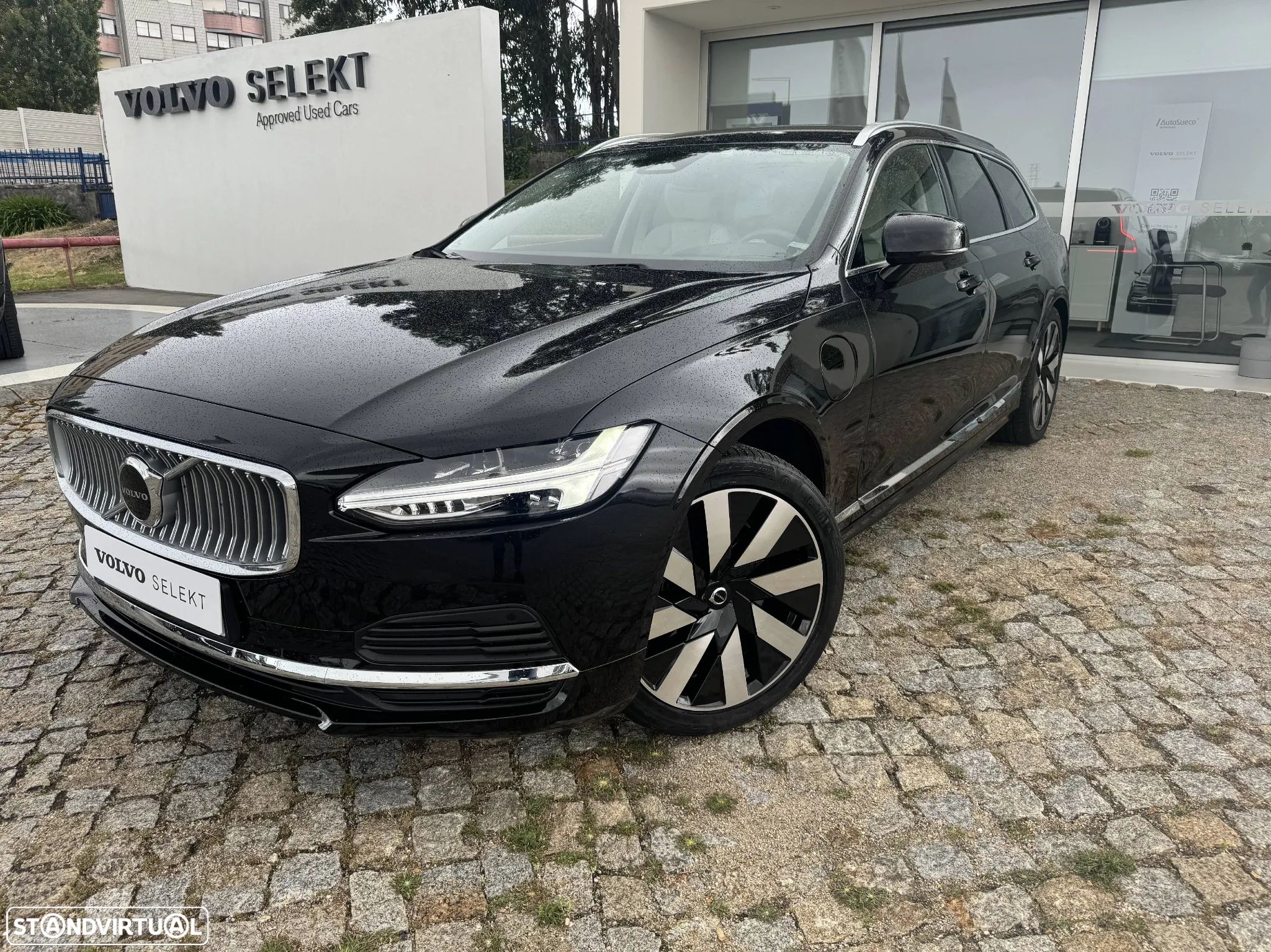 Volvo V90 2.0 T6 PHEV Core AWD - 1