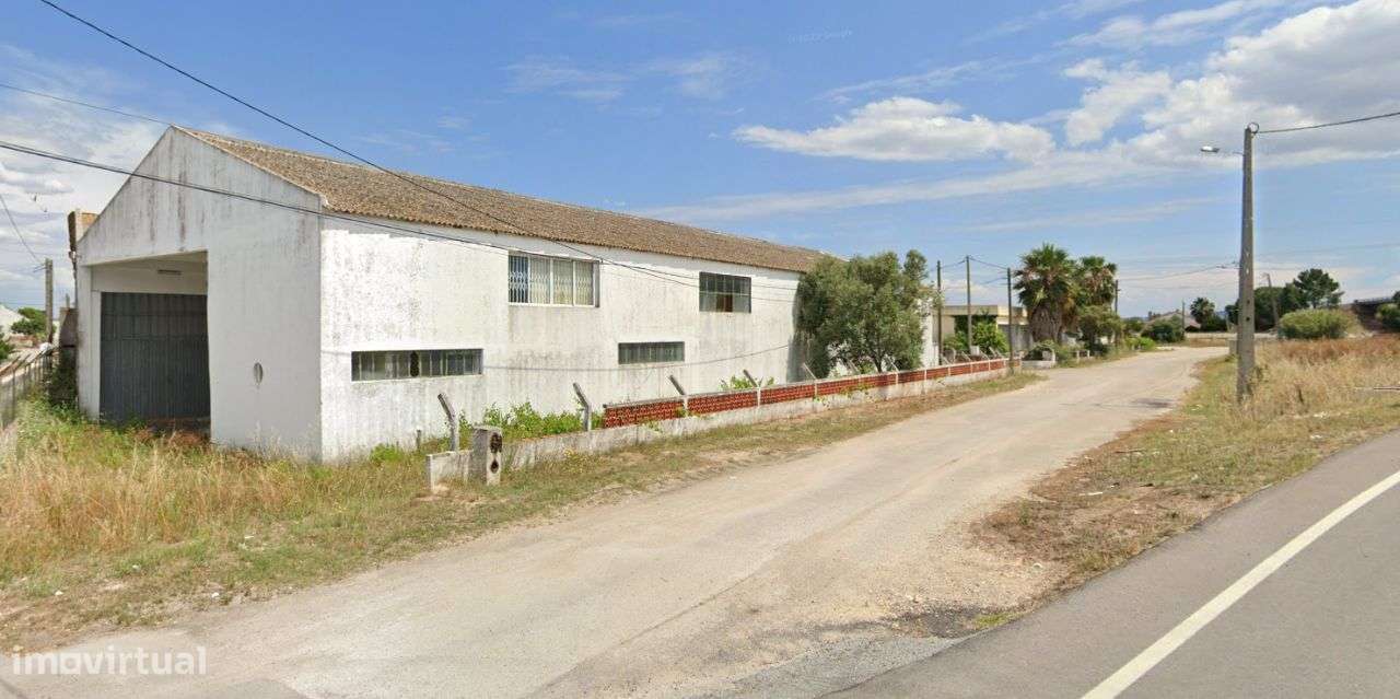 3 Armazéns para atividades industriais | inserido em lote de 5 mil m2 - Grande imagem: 3/30