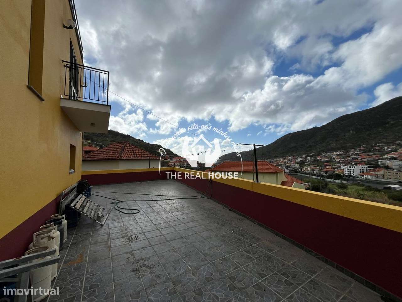 Moradia V3 Independente em Machico-37