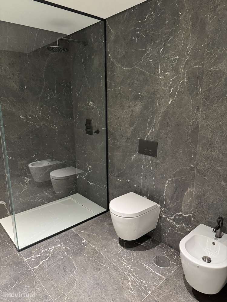 Exclusivo T4 no Prata Riverside Village-30