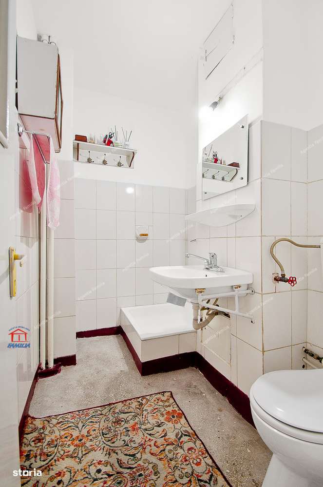 Vand/schimb apartament cu 4 camere, Micro 17( Penny)etaj 6, sup.98 mp.-10