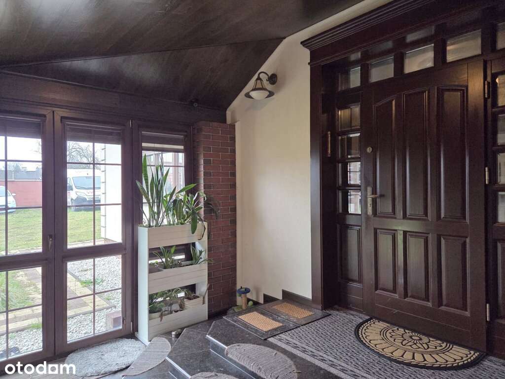 Przestronny Dom | z Dużą przestrzenią dodatkową.-19