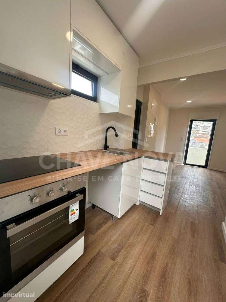 Andar Moradia T2 c/ Vista sobre o Rio Douro, em Vila Nova de Gaia - Grande imagem: 5/15