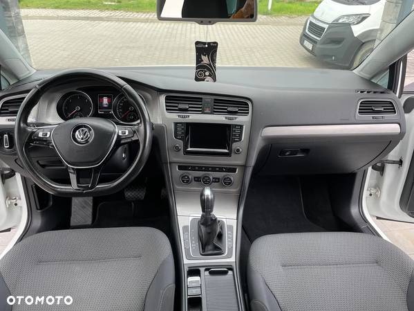 Volkswagen Golf 1.6 TDI BlueMotion Technology DSG Comfortline - 15