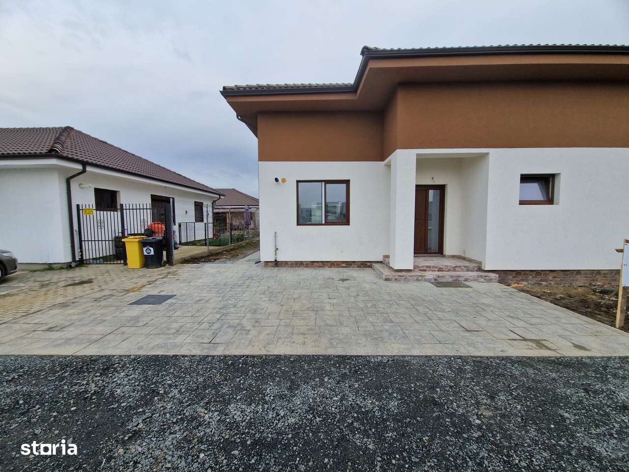 PROPRIETAR! Duplex Remetea Bucovat P+M Pret 104.9000 Euro-12