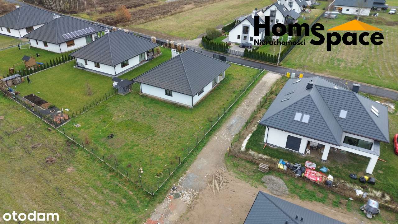 Dom z piękną działką w spokojnej okolicy!-12