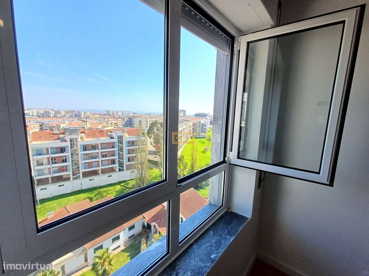 Apartamento T2 de Prestígio com Vista Mar!-32