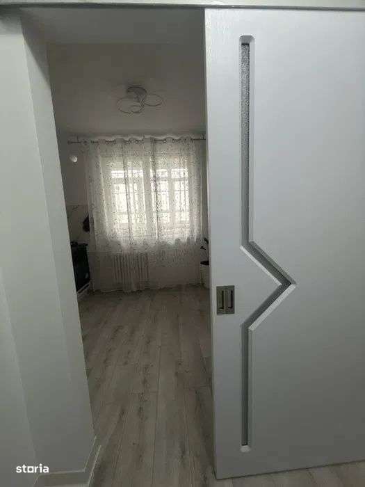 Piata Progresul-Giurgiului | Eroii Revolutiei 2 camere| | Nou - Imagine principală: 5/8