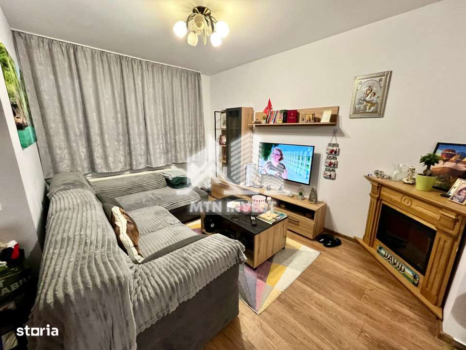Casa 4 camere de vanzare Sibiu in Cartierul Arhitectilor, Curte Propri-1