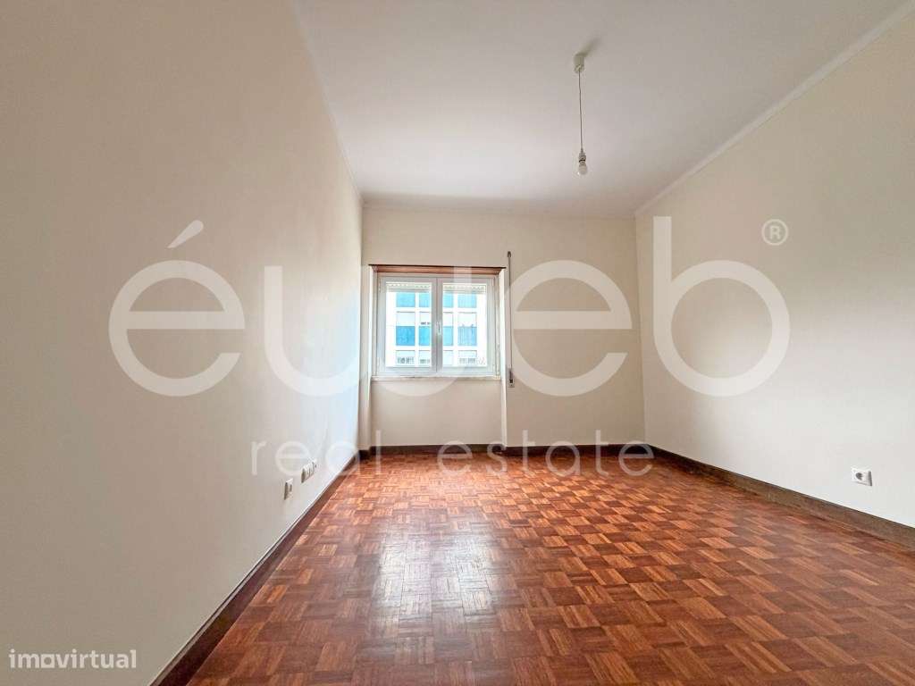 Apartamento T4, Bonfim, Setúbal-10
