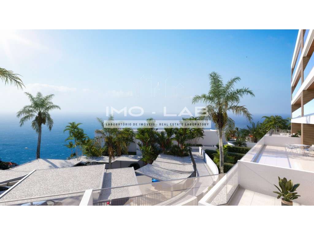 T2+1 - Jardins e Piscina - Calheta-12