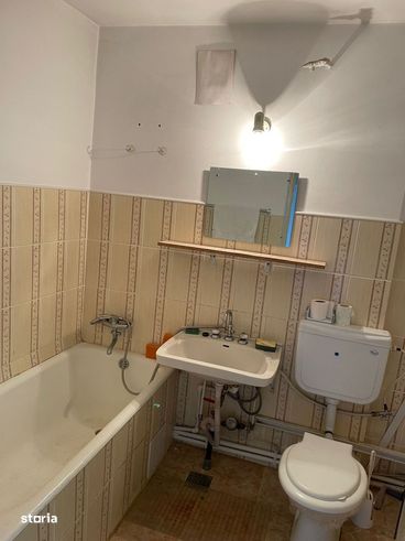 De vanzare apartament 3 camere, zona 700 Bucuresti-8