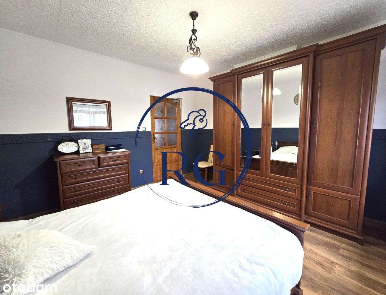 Ciekawa architektonicznie nieruchomość-12