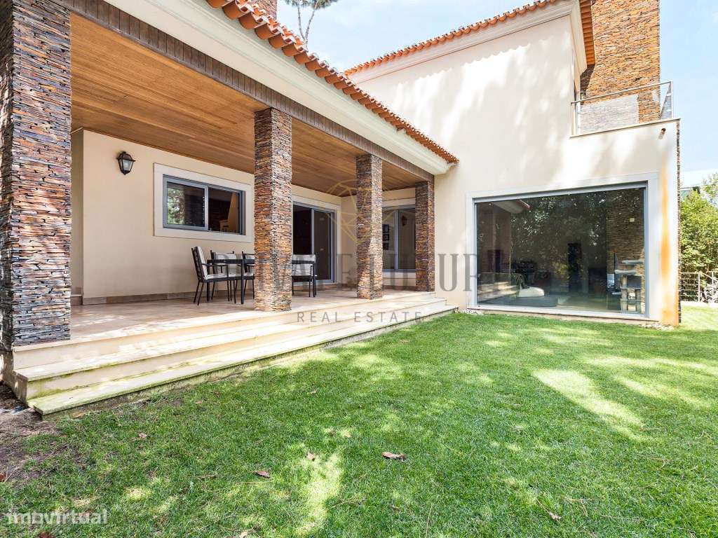 Moradia T5 na Herdade da Aroeira: Primeira Linha de Golfe com Vista...-11