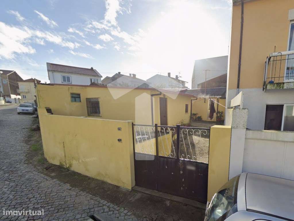 Terreno com Ruína no São João - Localização de Excelência-5