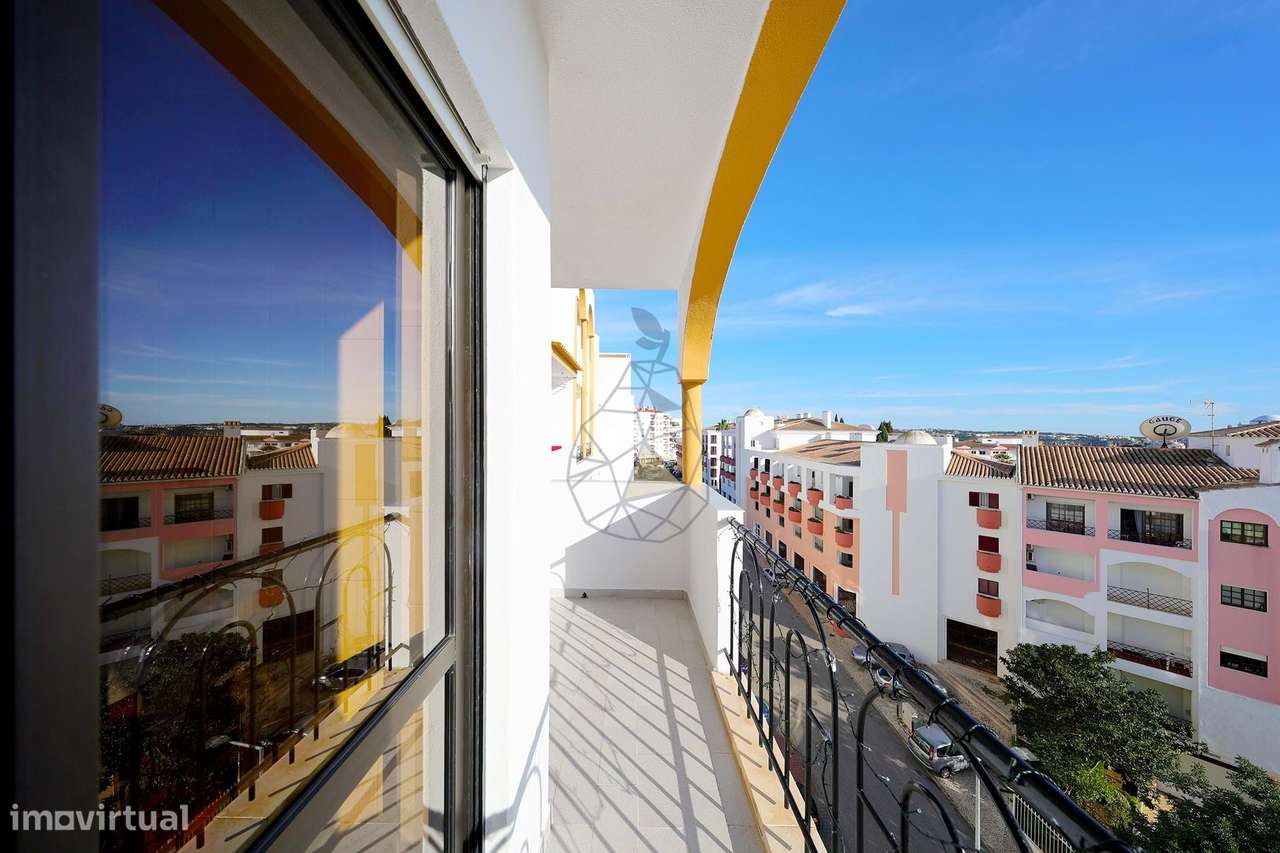 Apartamento T2 virado a Sul , com Garagem na Vila Rosa - Portimão-15