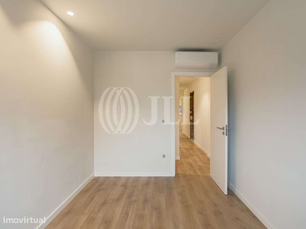 Apartamento T4 duplex jardim privativo nas Antas, Porto-19
