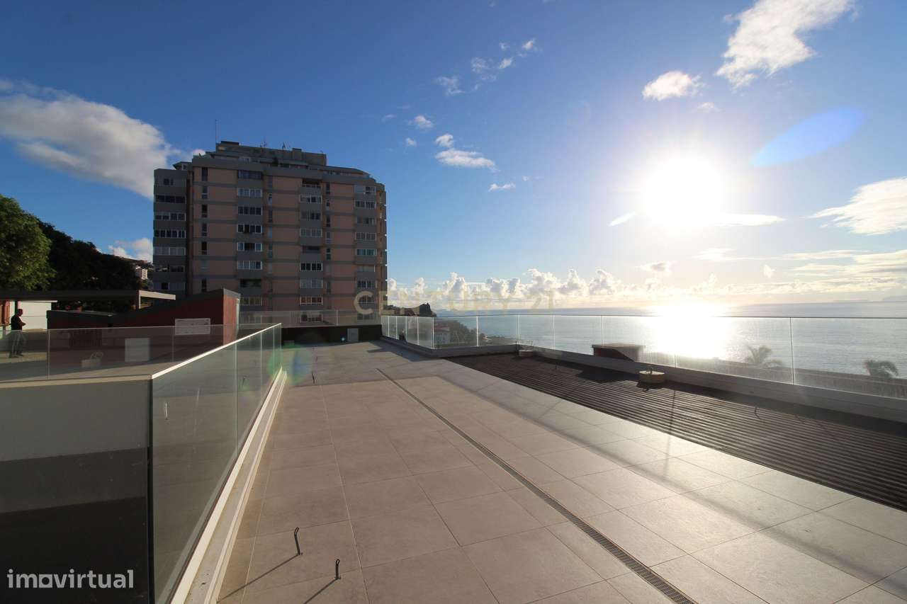 Excelente Oportunidade - Espaço Comercial no Caniço de Baixo - Perto d - Grande imagem: 2/16