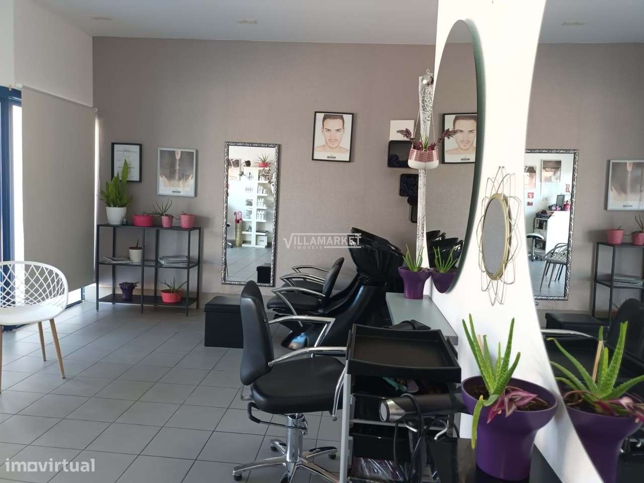 Loja com 44 m2 para trespasse totalmente equipada para cabelereiro e e - Grande imagem: 4/8