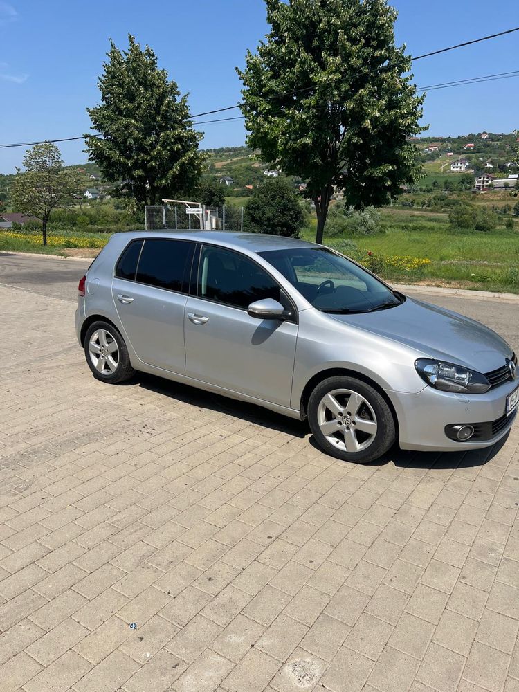 Volkswagen Golf VI [2008 -2013] 2.0 TDI DPF BlueMotion Technology DSG Comfortline 2011