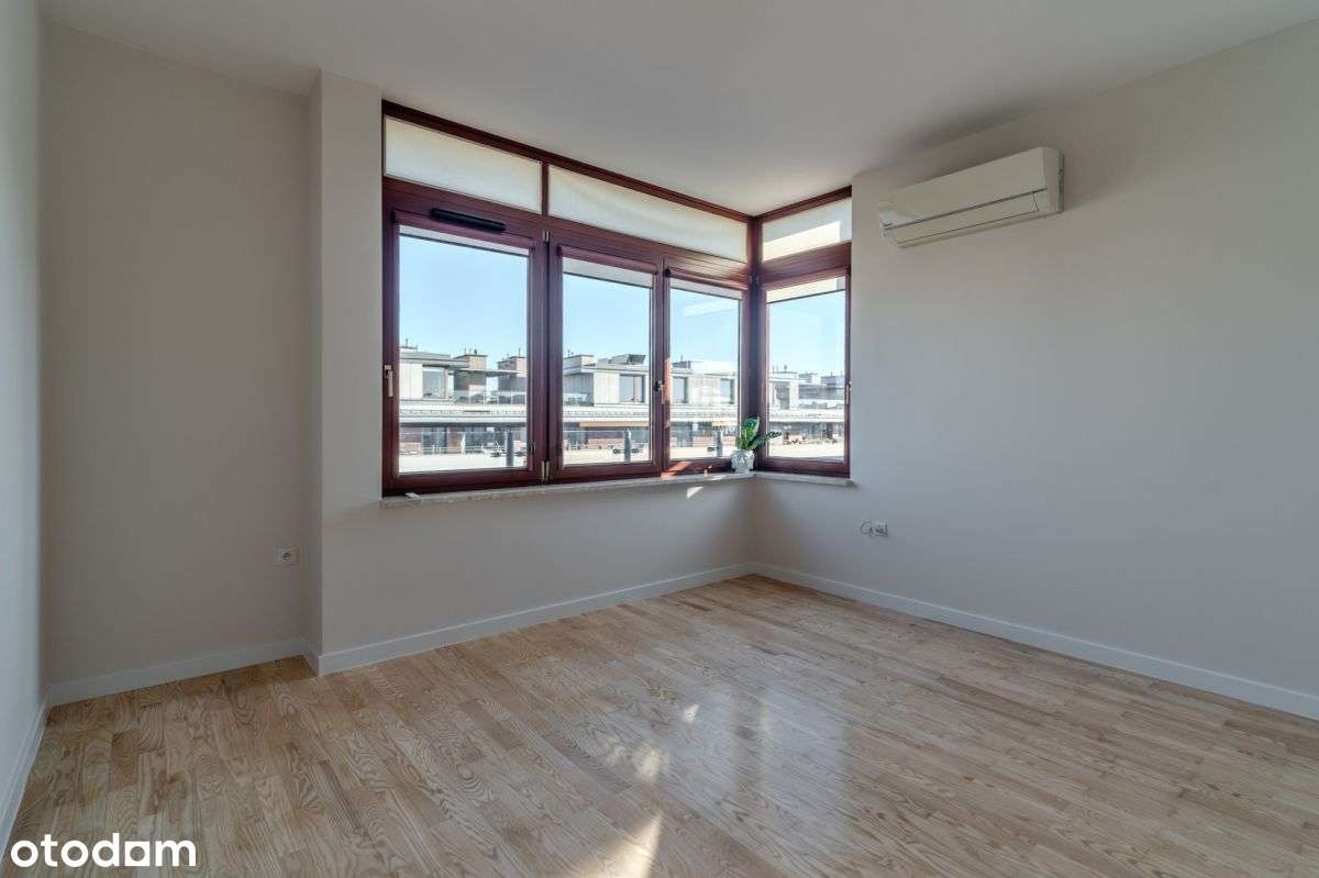 Ostatnie piętro,rodzinny penthouse z dużym tarasem-11