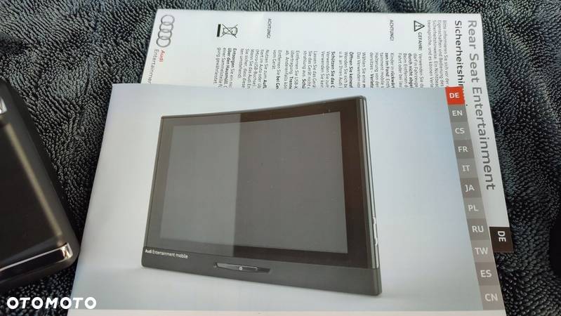 Monitory AUDI ENTERTAIMENT MOBILE RSE 3 4M0051700F - 4