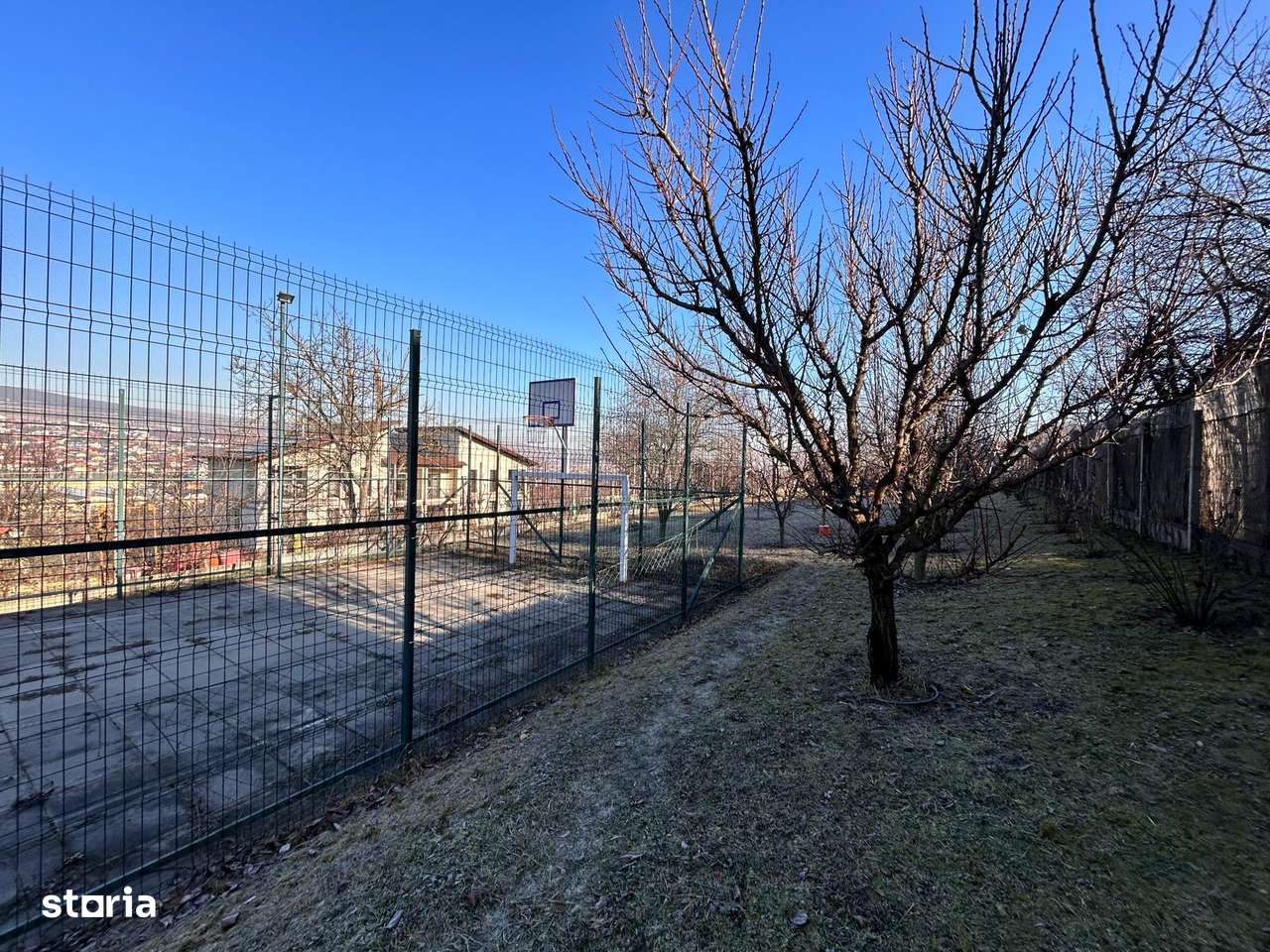 VANZARE TEREN 2500 mp , cart.Gruia, 300eur/mp - Imagine principală: 4/5